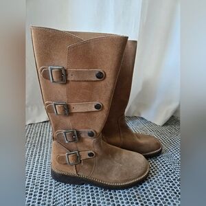 Sundance Tan Suede Western Buckle Moto Boho Biker Boot 8 9 Trend Grunge Gorpcore